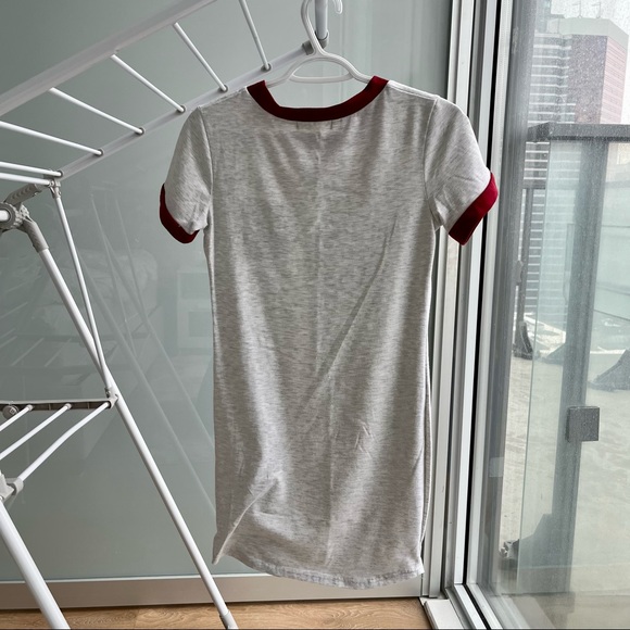 Fitted mini t-shirt dress - Picture 3 of 3